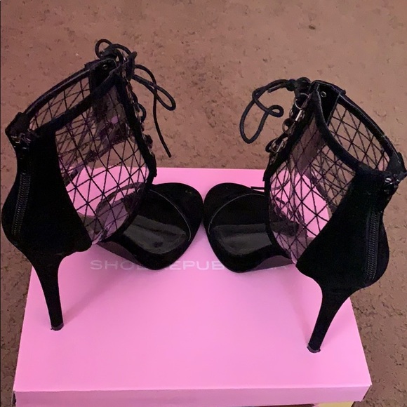 Black suede high heel shoes size 10 (US women) - Picture 3 of 4